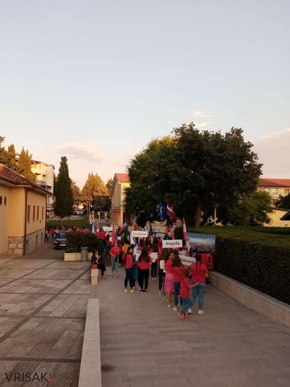 U subotu u Međugorju otvoren 31. Međunarodni molitveni susret mladih