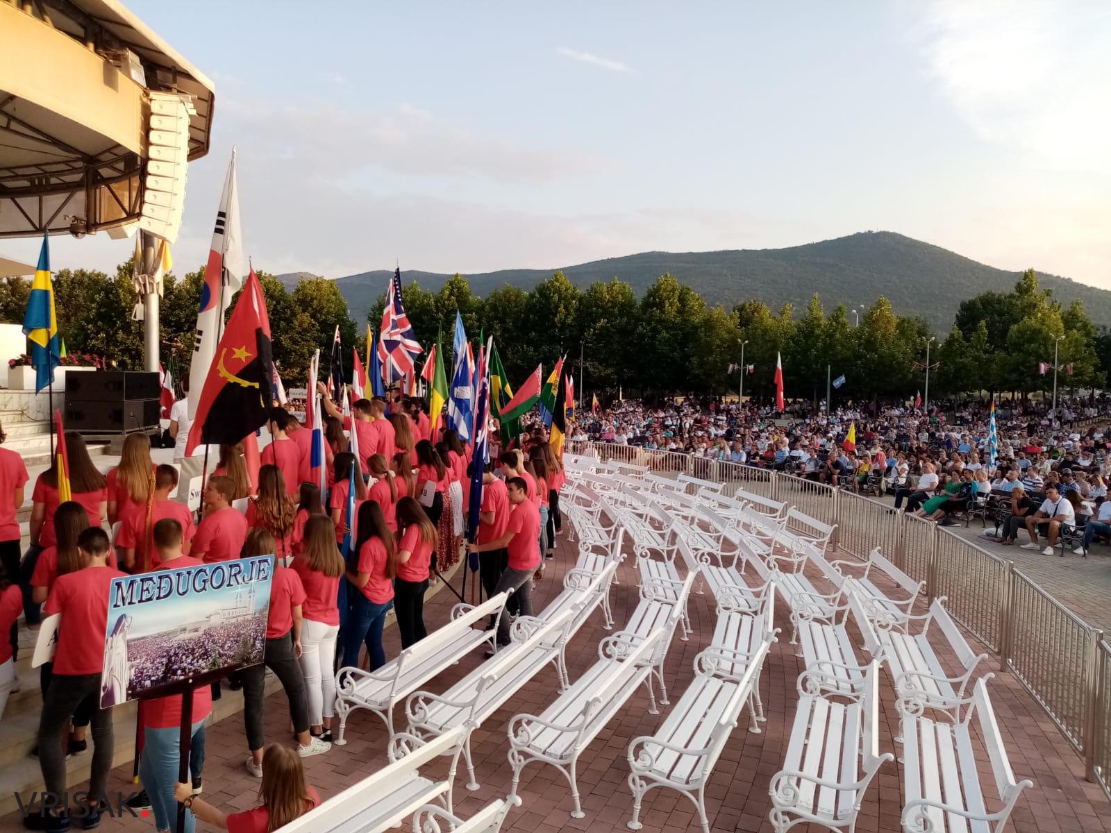 U subotu u Međugorju otvoren 31. Međunarodni molitveni susret mladih