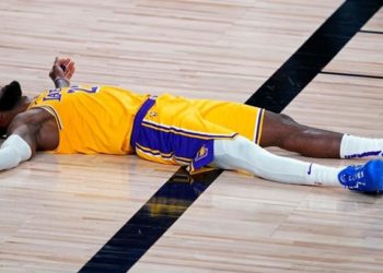 Nova senzacija u NBA doigravanju, oba prva nositelja izgubila na startu