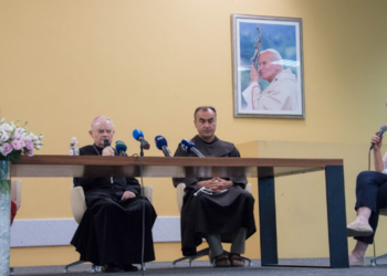 Mons. Hoser: Vatikan vrlo pozitivno ocjenjuje međugorski fenomen