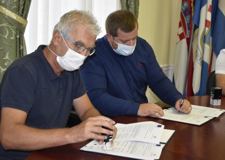 Ljubuški: Potpisan ugovor o obnovi kule herceg Stjepana