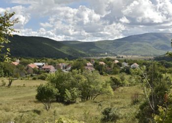 Strah u Imotskoj krajini: Dida mi oteli migranti! Pištolj, prigušivač i vodaj nas!