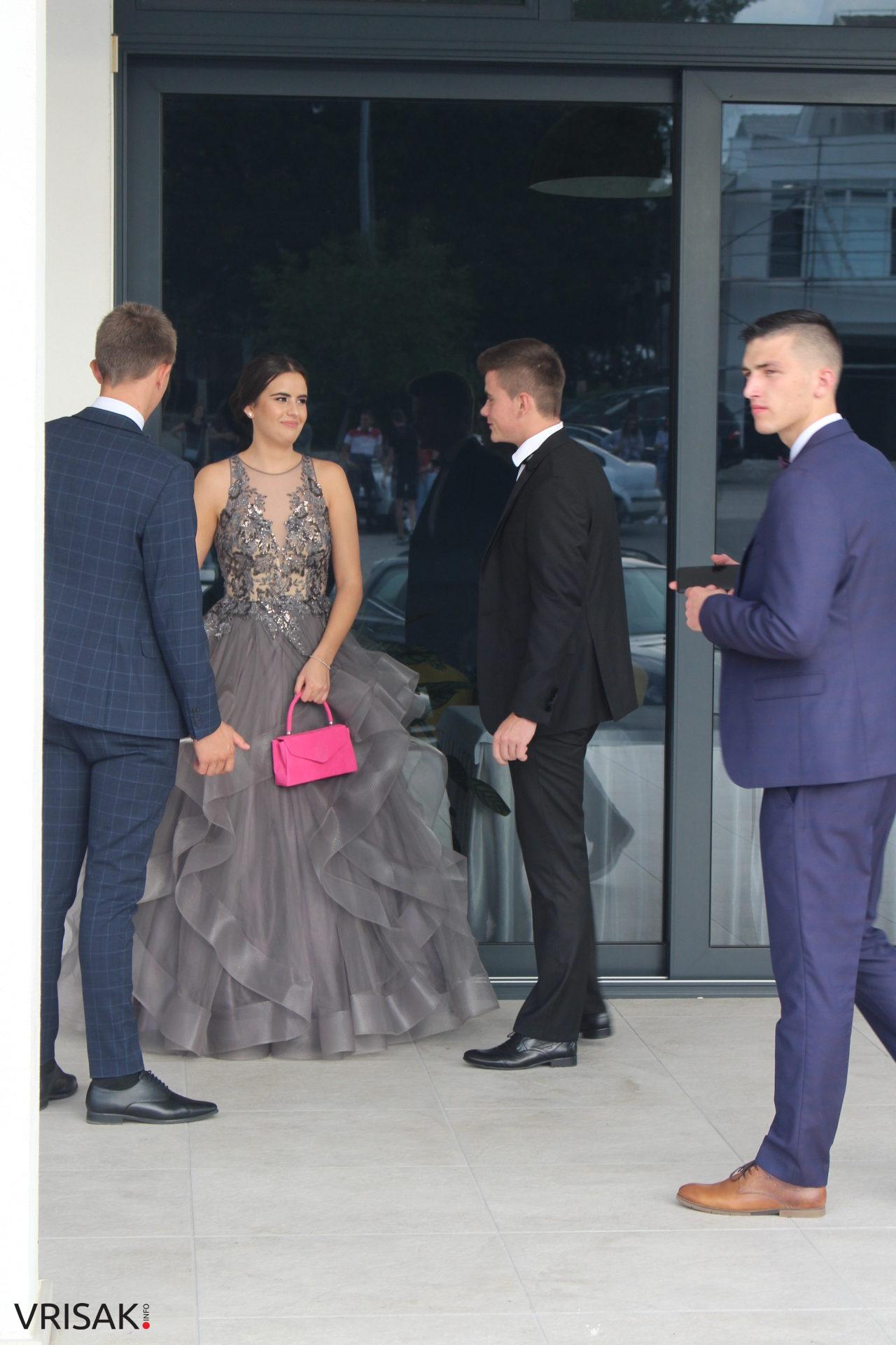 FOTO: Maturalna zabava u Posušju