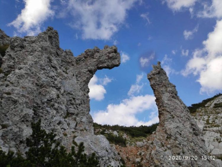 Vijest iz budućnosti: “Srušila se Hajdučka vrata”