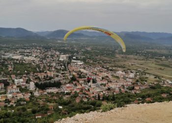 Ljubušak u 53-godini poletio paragliderom