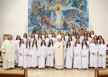 Čitluk: Biskup Palić krizmao 63 krizmanika i krizmanice