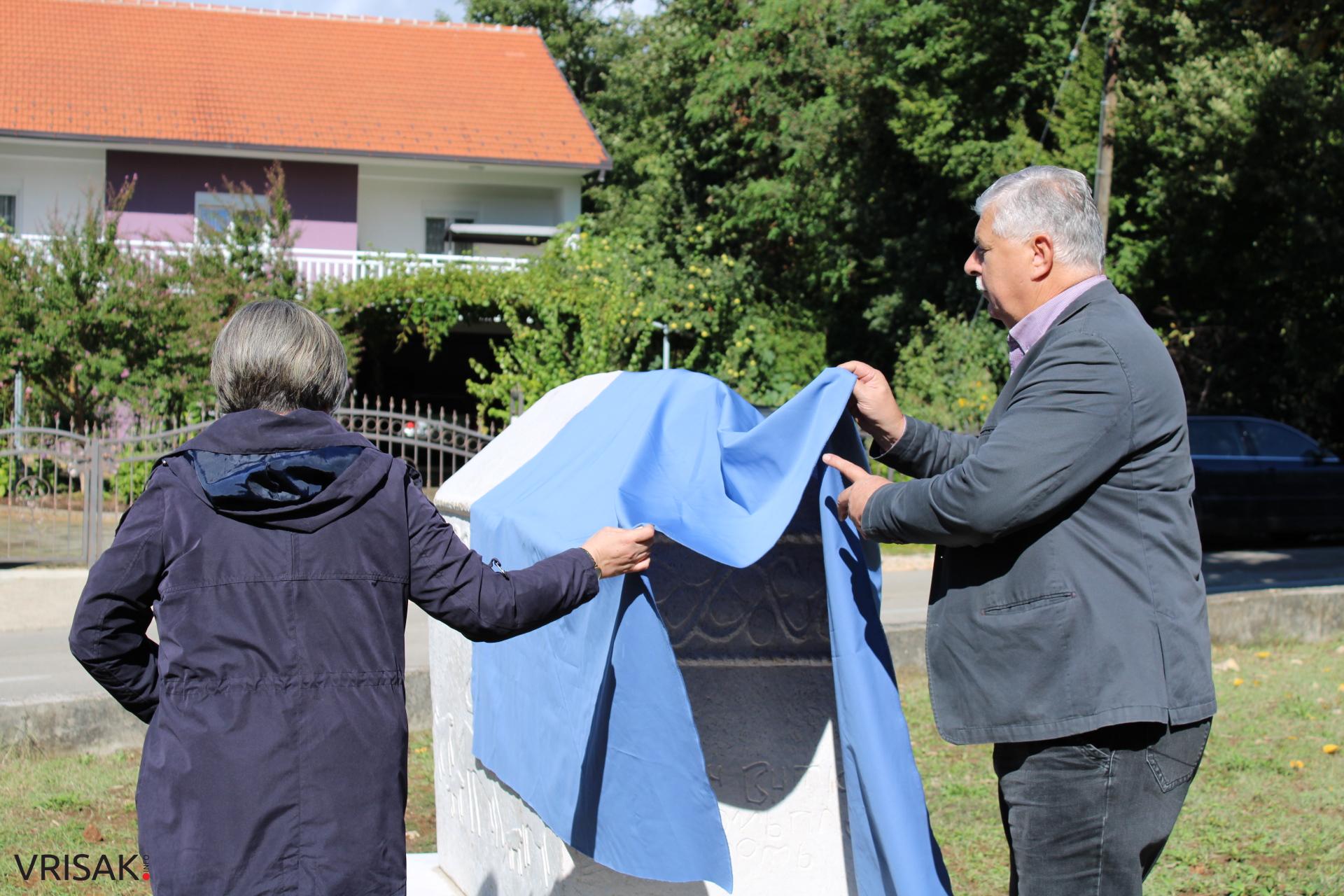 U Mokrom otkrivena replika “Vitkova stećka” (FOTO)