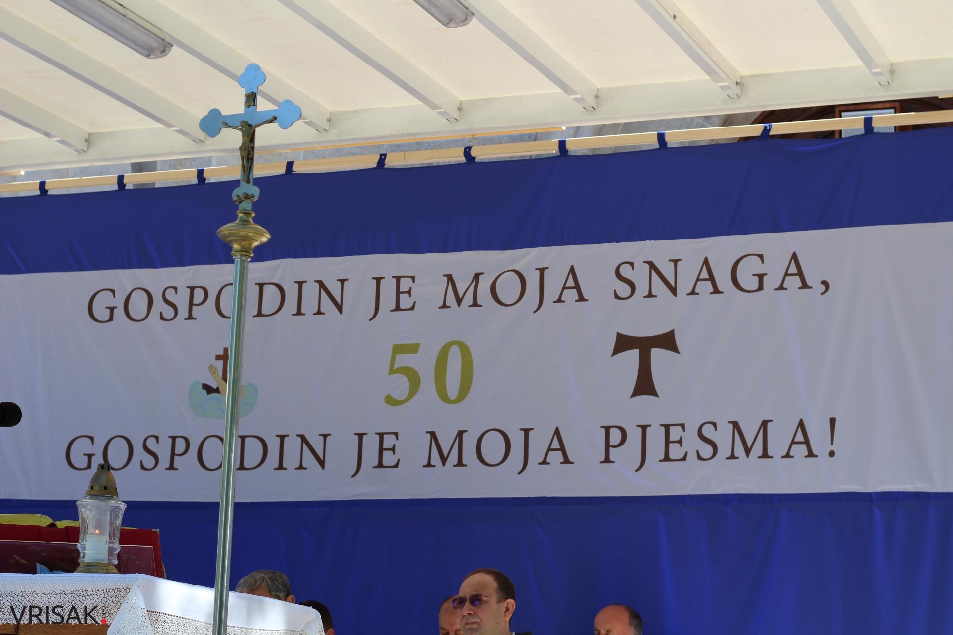 FOTO: Fra Dane Karačić proslavio svoju Zlatnu misu