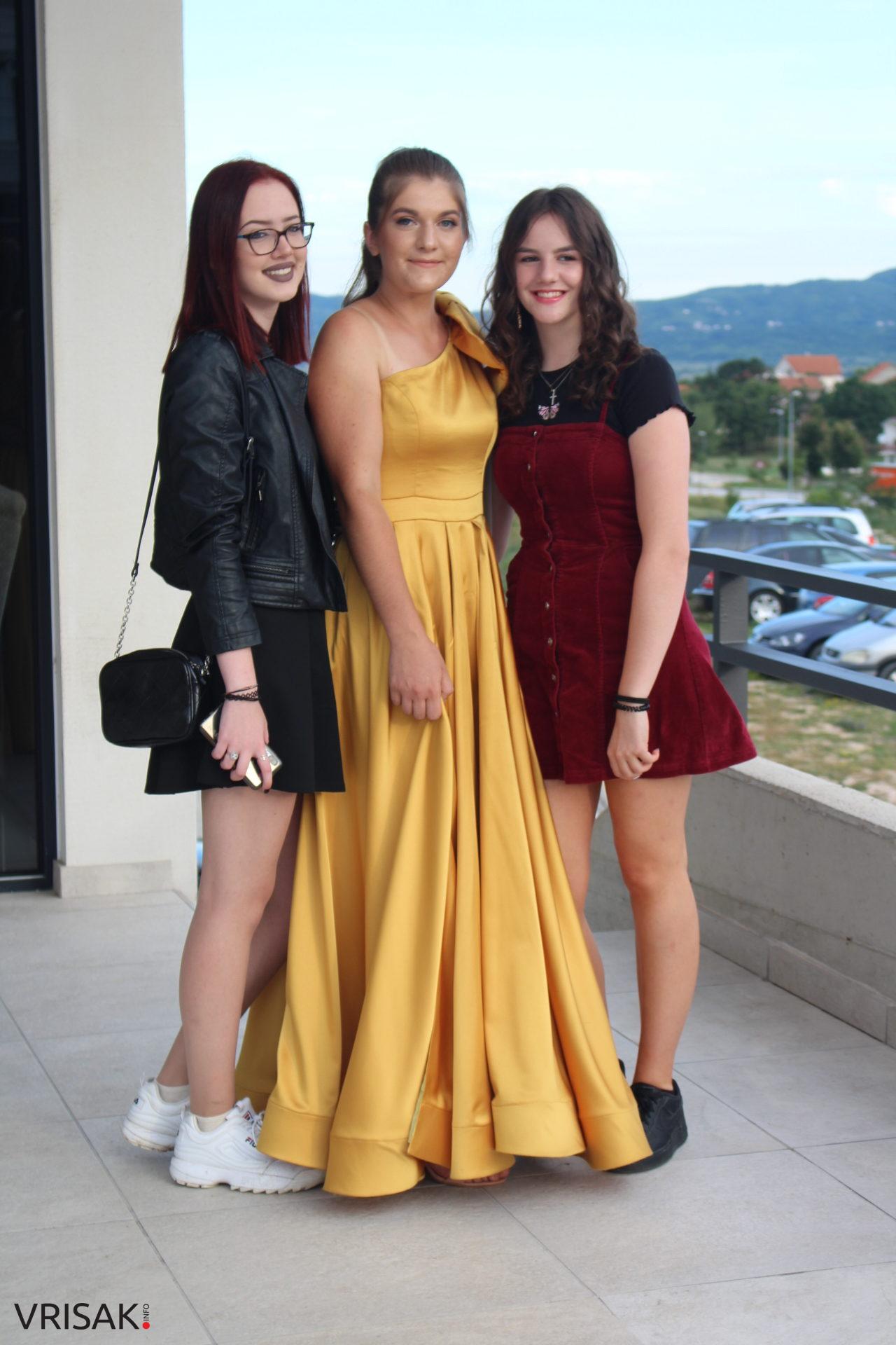 FOTO: Maturalna zabava u Posušju