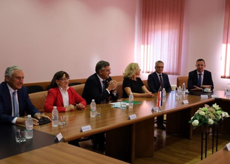 U Mostaru se sastali Dragan Čović i Andrej Plenković (Foto)