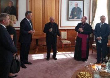 Sastala se dvojica biskupa uoči preuzimanja dužnosti, pridružio im se i Plenković