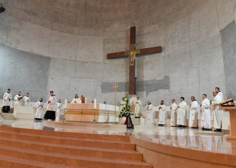 Četvorica franjevaca položila doživotne zavjete