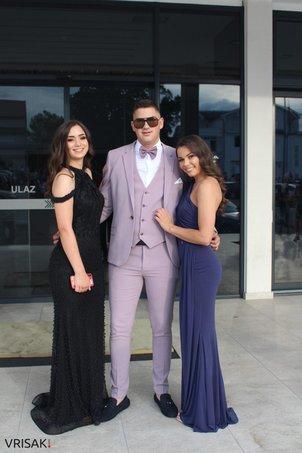 FOTO: Maturalna zabava u Posušju