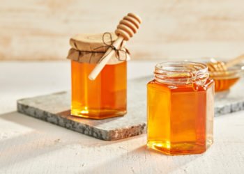 Katastrofalna godina za pčelare u BiH: Zbog loših prinosa povećali cijene meda