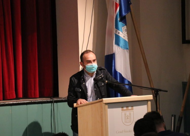 Široki Brijeg: Na 37. sjednici Gradskog vijeća usvojena izvješća o radu škola za prošlu školsku godinu