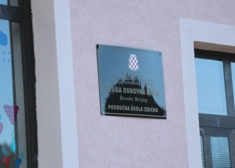 Široki Brijeg: U školama u Podvraniću i Izbičnu novi sustav grijanja