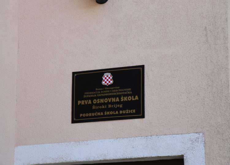 Prva osnovna škola Široki Brijeg dobila nove sanitarne čvorove, uređivale se i područne škole