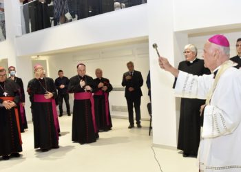 FOTO/Otvoren moderan Biskupijski centar u Mostaru