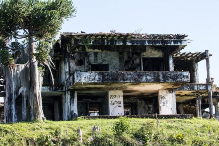 Nećak Pabla Escobara pronašao 18 milijuna dolara neupotrebljivih novčanica