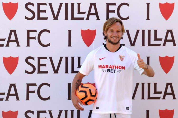 Oduševljeni Rakitić se vratio kući: Obećao navijačima velike stvari