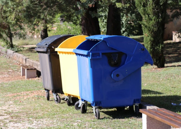 Prva osnovna škola Široki Brijeg dobila nove sanitarne čvorove, uređivale se i područne škole