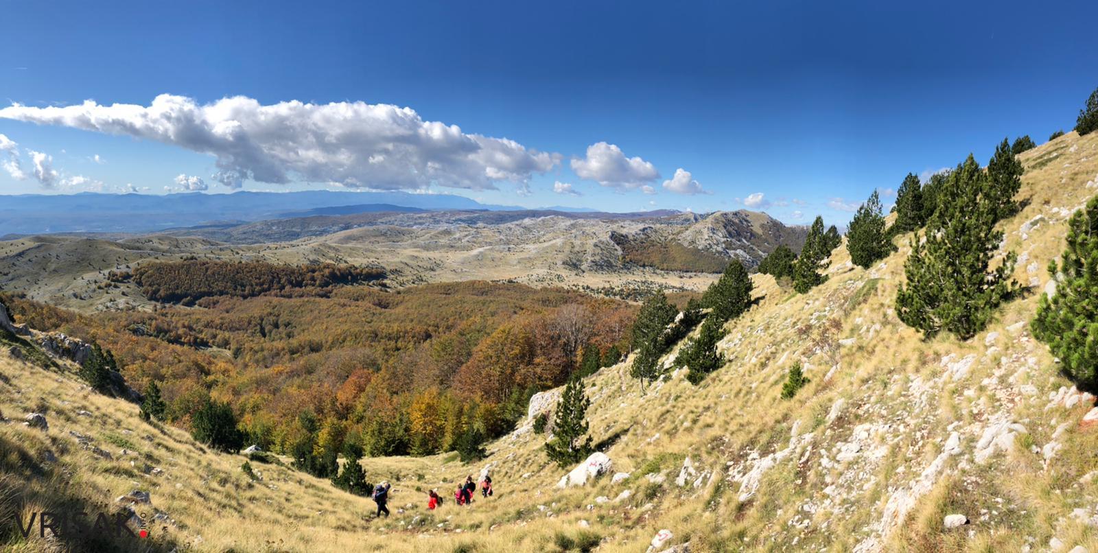 Širokobriježani iskoristili predivan dan za uspon na Veliku Vlajnu