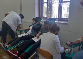 Srednjoškolci darivali krv u Širokom Brijegu