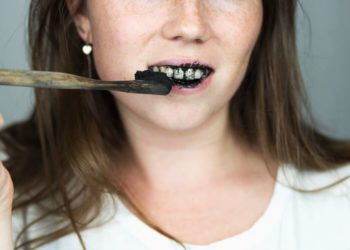 Crna pasta za bijele zube – učinkovita ili opasna?