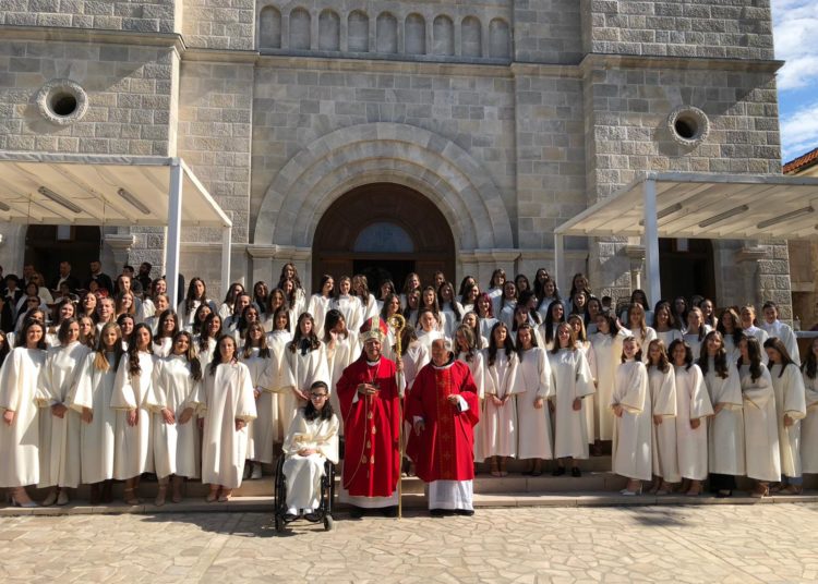 Široki Brijeg: 182 mladih župljana primilo sakrament Svete potvrde