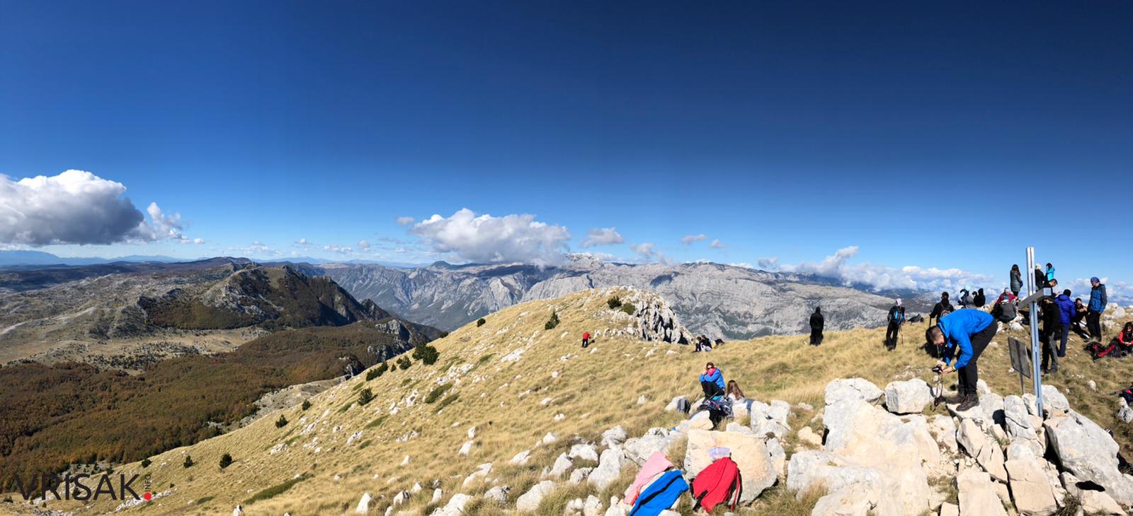 Širokobriježani iskoristili predivan dan za uspon na Veliku Vlajnu
