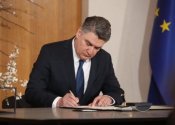 Milanović je poslao više od dvije tisuće pisama građanima, a podijelio je i 216.000 kn jednokratne pomoći