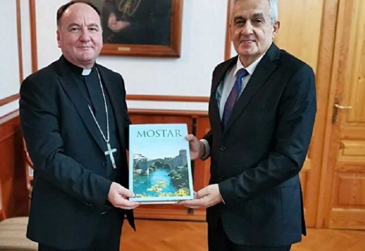 Bešlić razgovarao s biskupom Palićem, ukazao na važnost predstojećih izbora