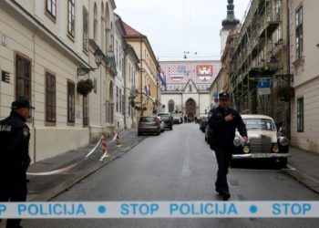 Ranjeni policajac s Markova trga je operiran, stabilnog je stanja