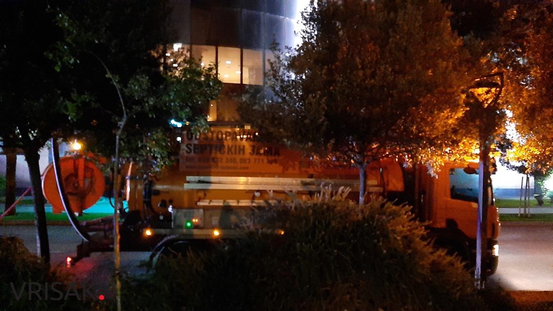 U Ljubuškom obavljeno pranje i dezinfekcija ulica (FOTO&VIDEO)