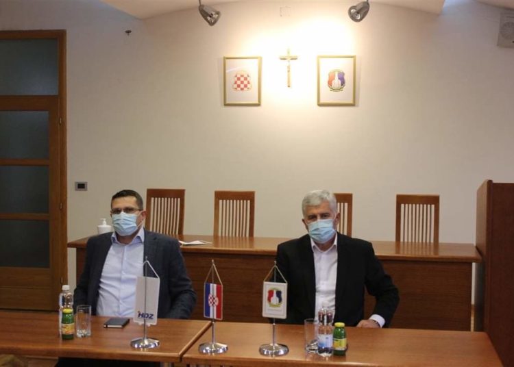 Čović održao radni sastanak s Općinskim odborom HDZ BiH Posušje
