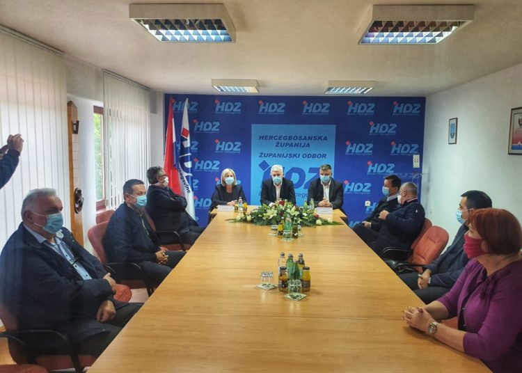 Čović sa stranačkim dužnosnicima u Livnu – Istaknute smjernice budućeg djelovanja za razvoj i napredak