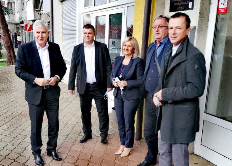 Čović sa stranačkim dužnosnicima u Livnu – Istaknute smjernice budućeg djelovanja za razvoj i napredak