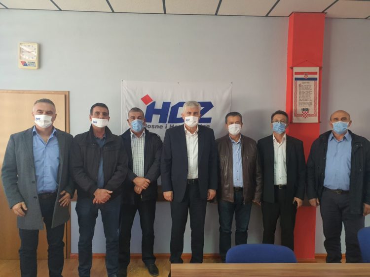 Čović s povjerenstvom HDZ BiH za Tomislavgrad razgovarao o izborima i projektima