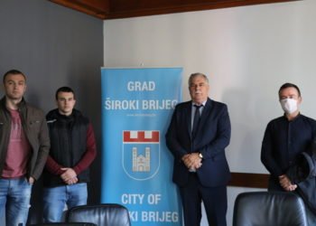 „Znanjem i igrom na ponos Domovini“ – Gradonačelnik Kraljević upriličio prijem za sudionike „Ponosa Domovine“