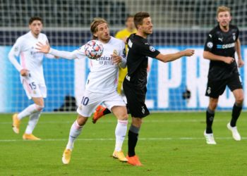 Real Madrid u sučevoj nadoknadi do prvog boda