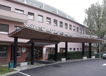 U Zagrebu rekordnih 705 novih slučajeva. Bolnice se sve brže pune