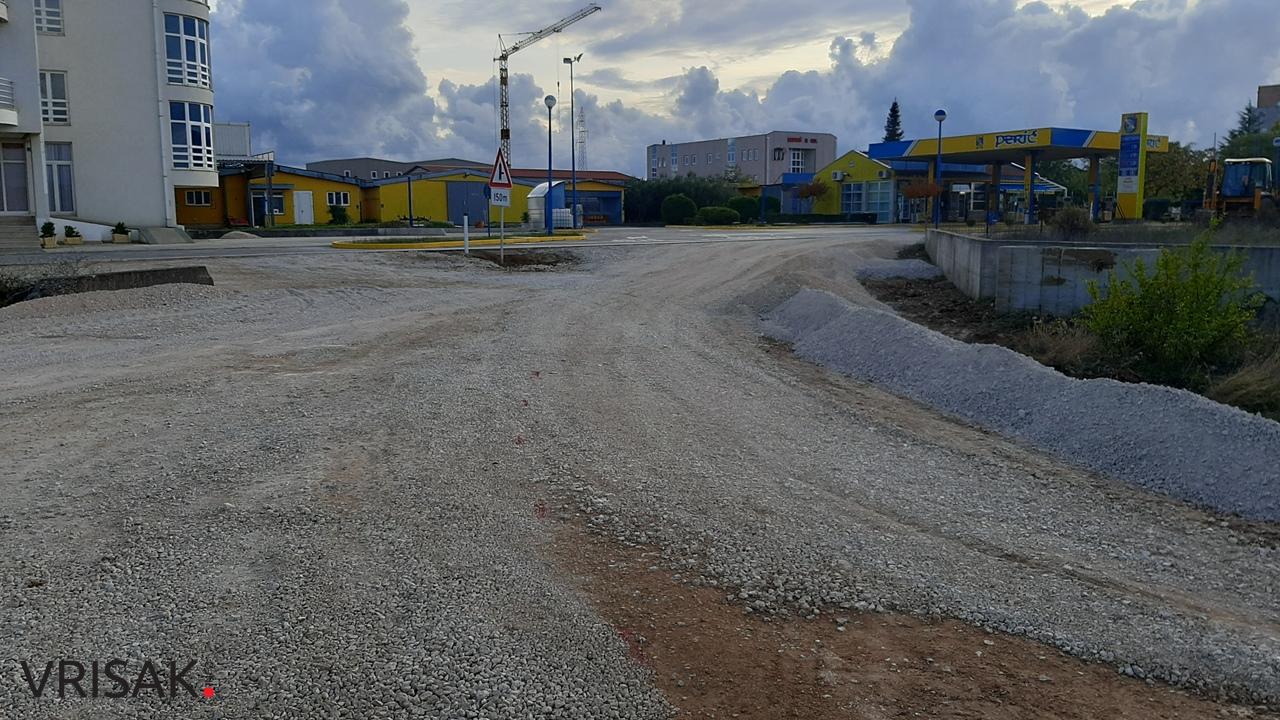 Ljubuški: Pripremni radovi za asfaltiranje u mjestu Mostarska Vrata