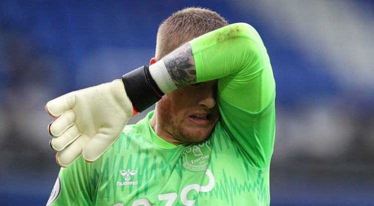 Drama golmana Evertona traje i 11 dana nakon faula na Van Dijku.