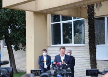 Ćosić: Događaj iz ožujka podsjetio me na vrijeme kada se trojici Albanaca zabranjivalo biti na jednom mjestu