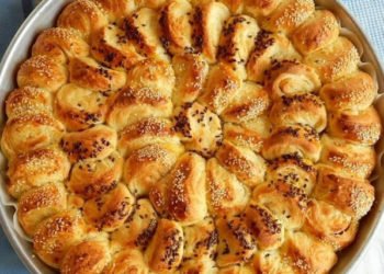 Lisnata rolat pita, izvana hrskava, unutra fina, mekana…