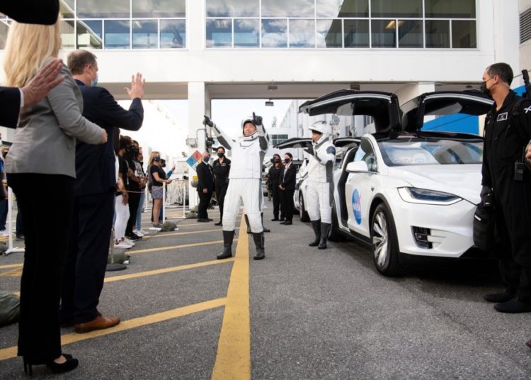 Kapsula SpaceX-a s četvero astronauta pristala je na ISS