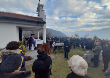 Tisuće građana ispratilo Peru Gudelja