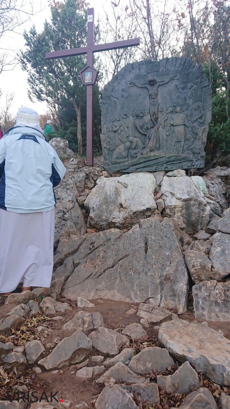 Misa i put križa na Križevcu u Međugorju povodom 20. obljetnice smrti fra Slavka Barbarića