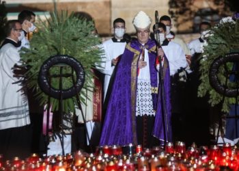 Kardinal Bozanić: Blagdan Svih svetih širi vidike i potiče nas da pogled usmjerimo  prema nebu