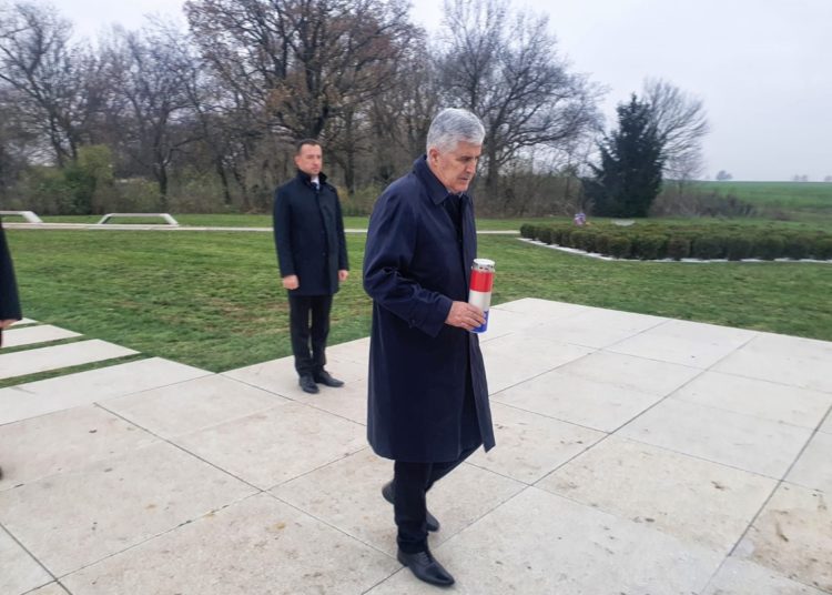 Čović odao počast hrvatskom gradu heroju